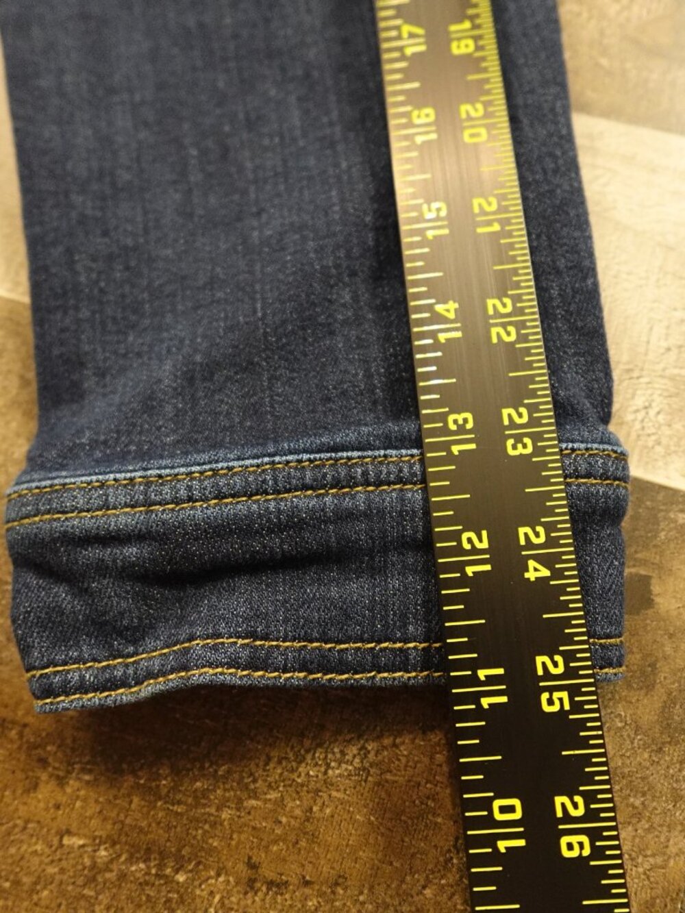 Torrid Denim Jacket Women's Size 3 Dark Wash Stretch Trucker Jean Jacket - Picture 6 of 9